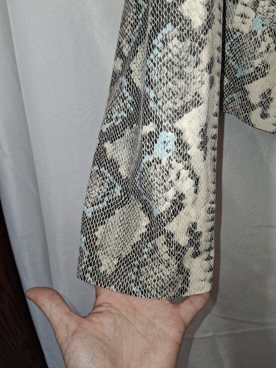 Joseph Ribkoff Snakeskin Print Open Front Cardigan Light Drape Jacket Sz 10 NEW - Picture 3 of 14